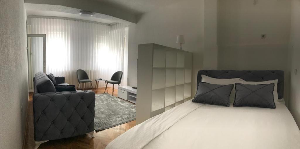Stan Na Dan Apartment Novi Pazar Exterior foto